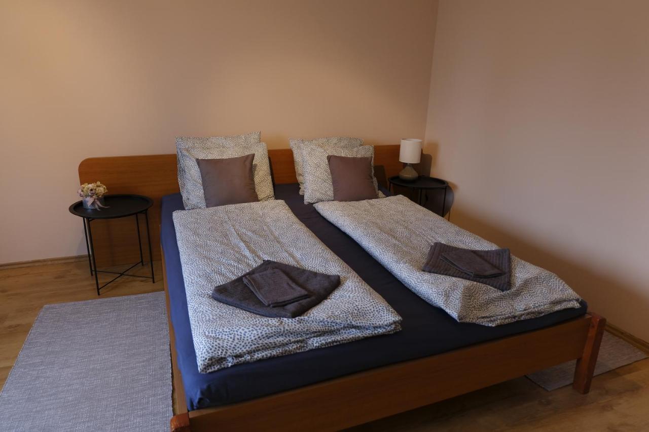Kajári Apartmanház Balatonfőkajár Exterior foto