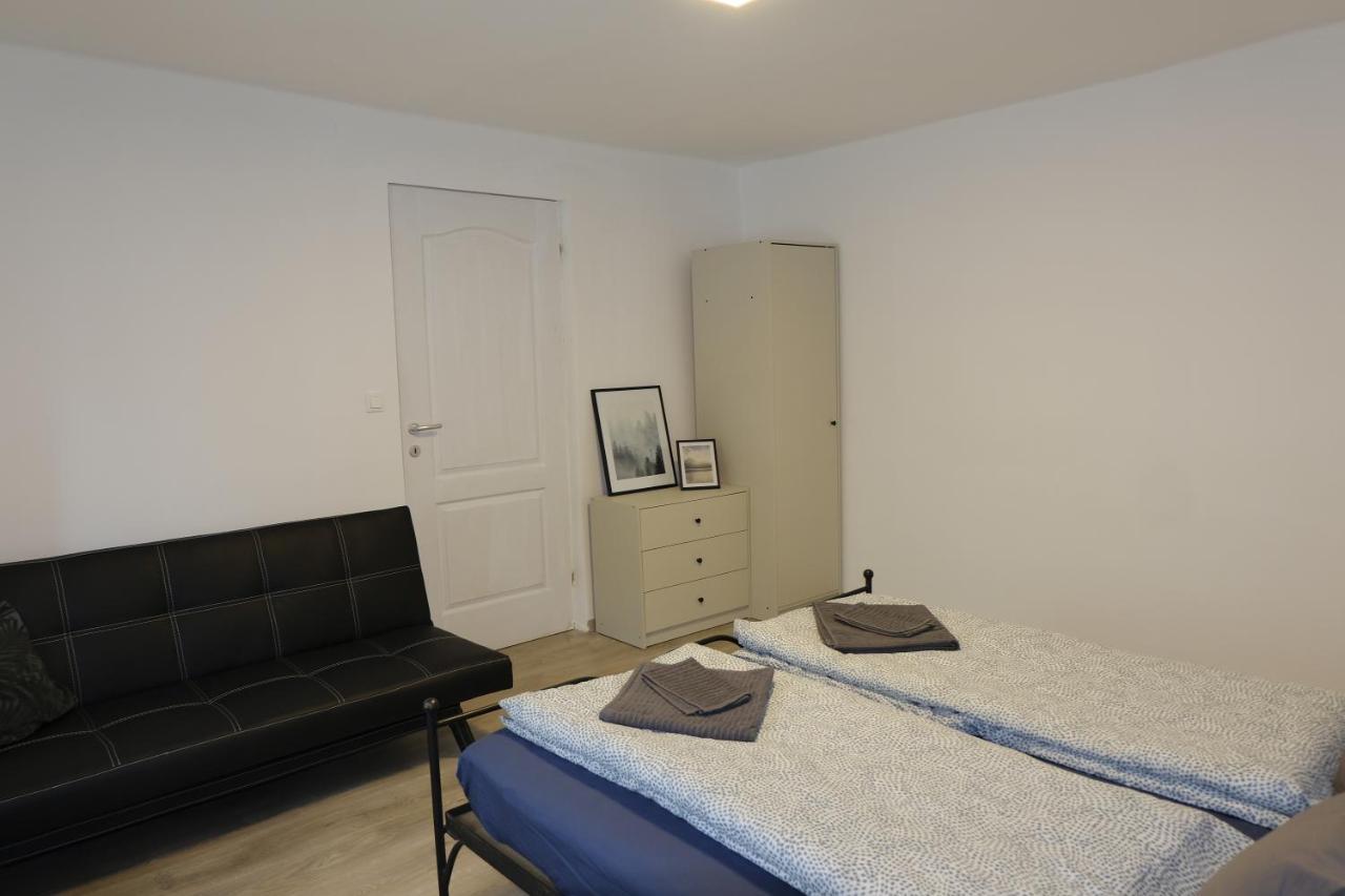 Kajári Apartmanház Balatonfőkajár Exterior foto